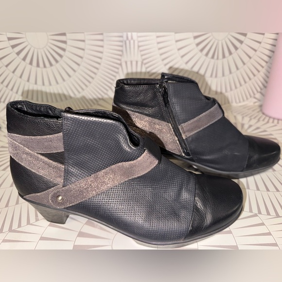 Naot Modern‎ Leather Ankle Boots Caviar and Onyx EU 40 - Picture 3 of 8